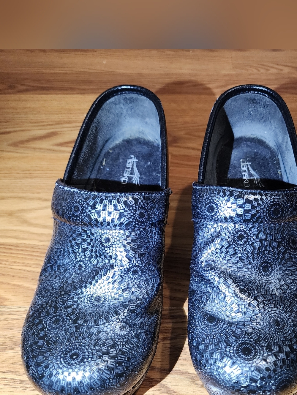 Dansko Professional Clogs Women EU 38 Black  Leather  Paisley